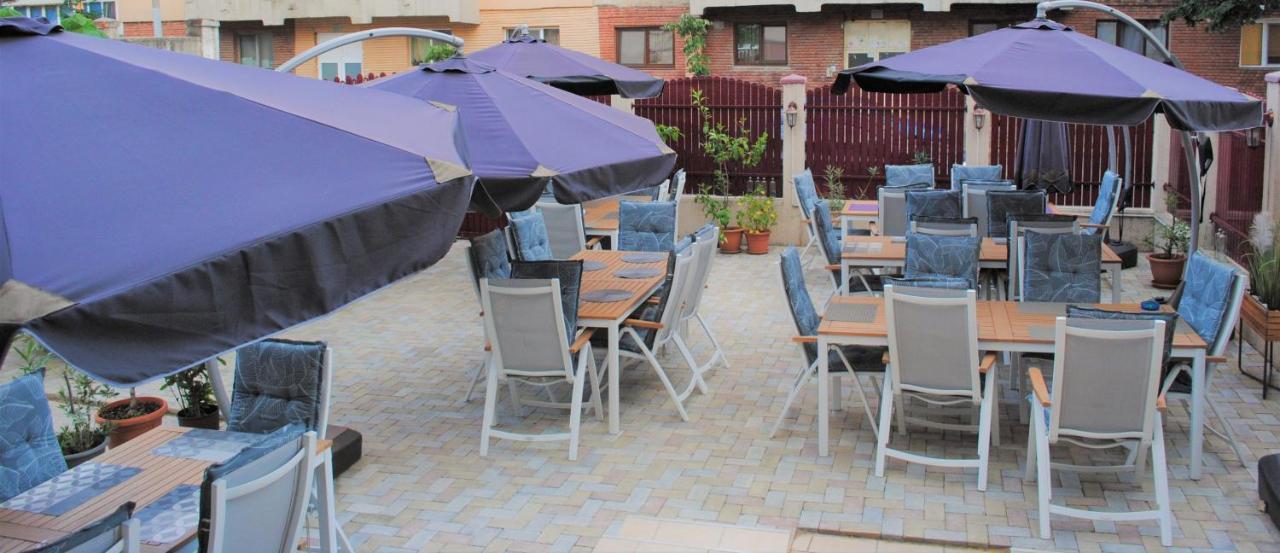 Hotel Corona Drobeta Turnu Severin Bagian luar foto