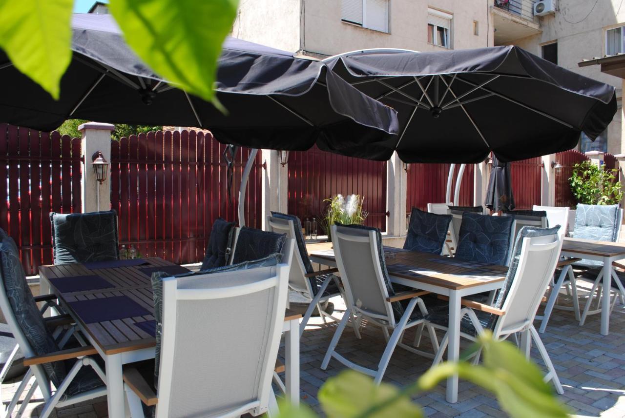 Hotel Corona Drobeta Turnu Severin Bagian luar foto